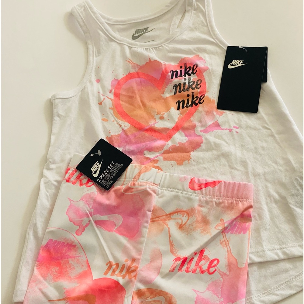 Nike 2 Piece Set